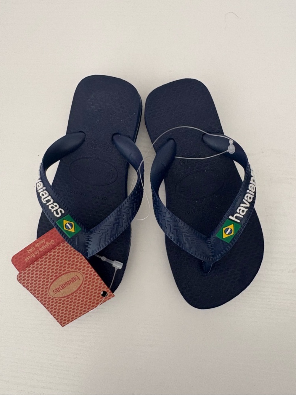 NWT Havaianas Brazilian navy blue Flag Flip Flops kids 8.5 / 9